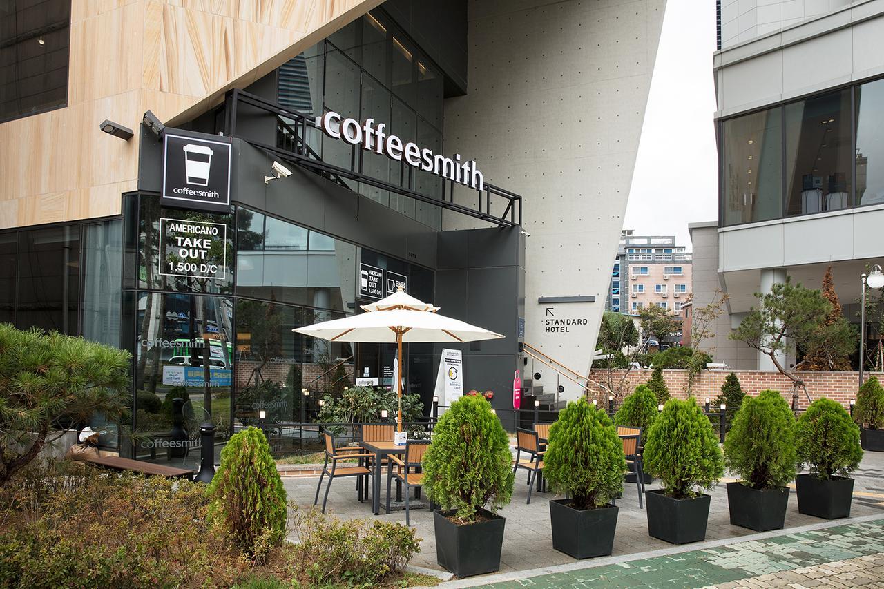 Standard Hotel Сеул Экстерьер фото