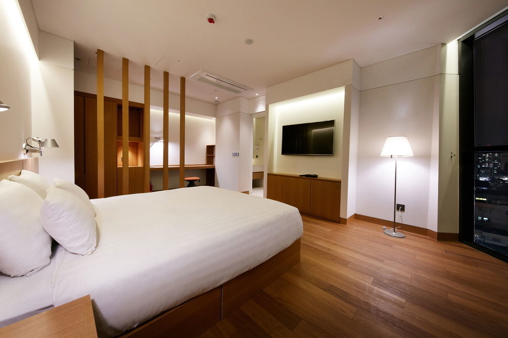 Standard Hotel Сеул Экстерьер фото